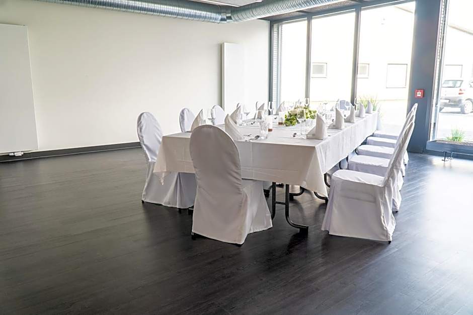 Hotel DEJANIL Hannover Burgdorf