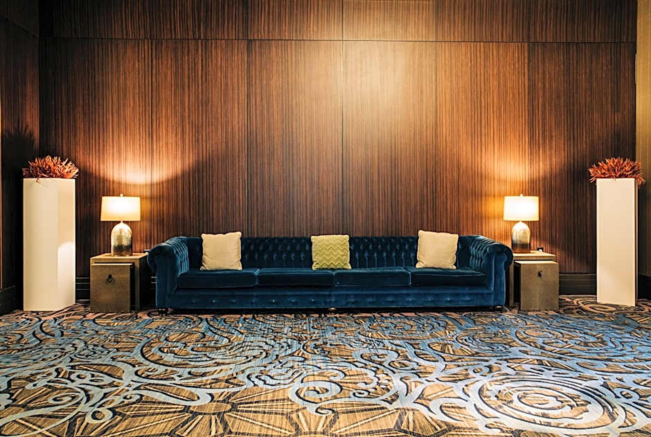 Embassy Suites By Hilton Louisville Downtown