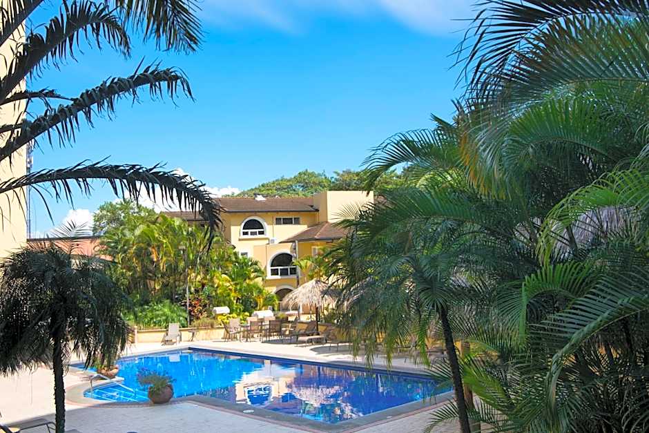 Apartotel & Suites Villas del Rio