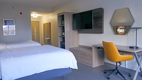 Standard Room with Two Queen Beds