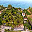 Sylvia Camping & Luxury Suites