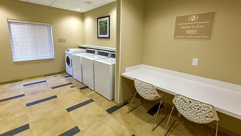 Candlewood Suites Overland Park By IHG
