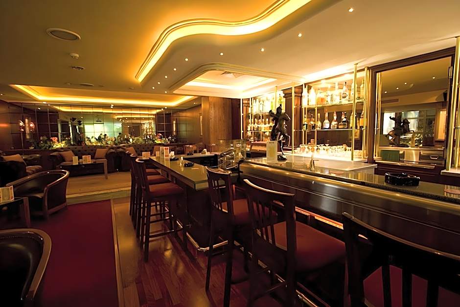 Amman International Hotel