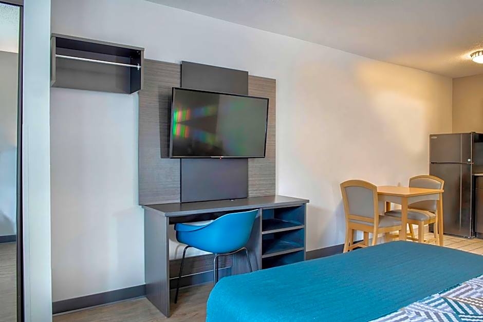 Studio 6-Pascagoula, MS