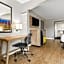 Days Inn by Wyndham Nacogdoches/SFA University/Downtown