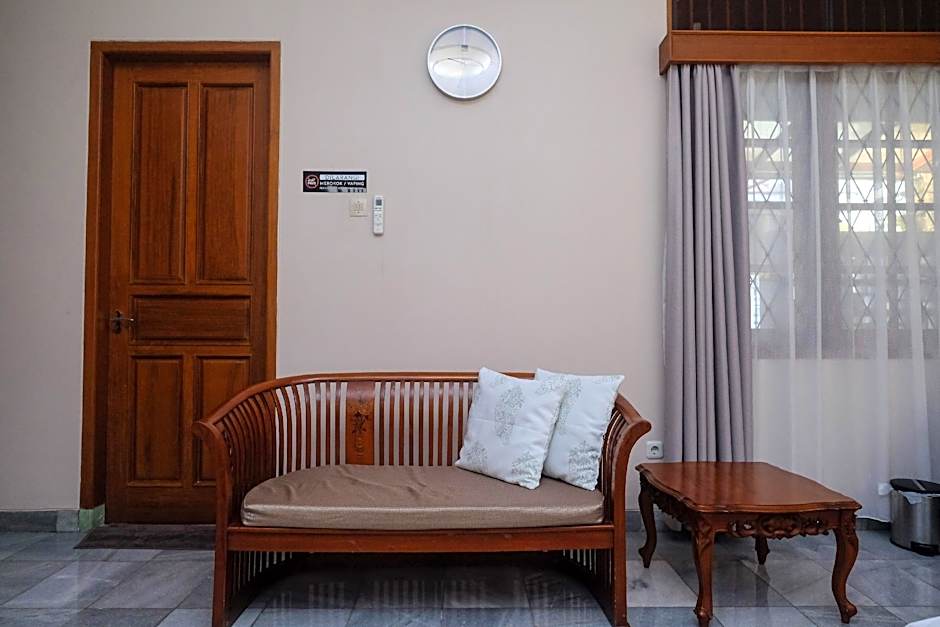 SAREH VILLA by The Lavana