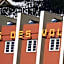 Haus des Volkes - Das Bauhaushotel