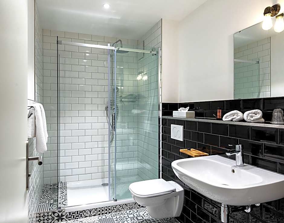 SmartHotel Mystique Self check-in