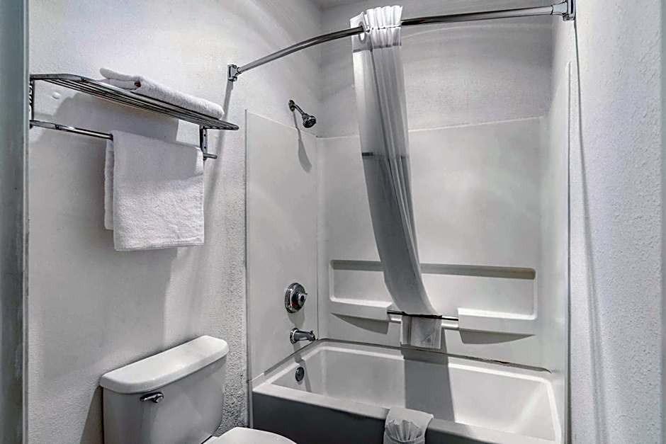 Quality Inn & Suites Gallup I-40 Exit 20