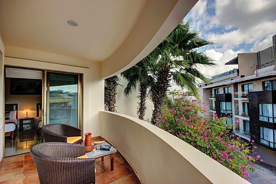 Riviera Maya Suites