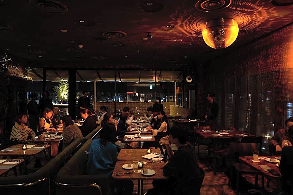 FAV LUX Kagoshima Tenmonkan