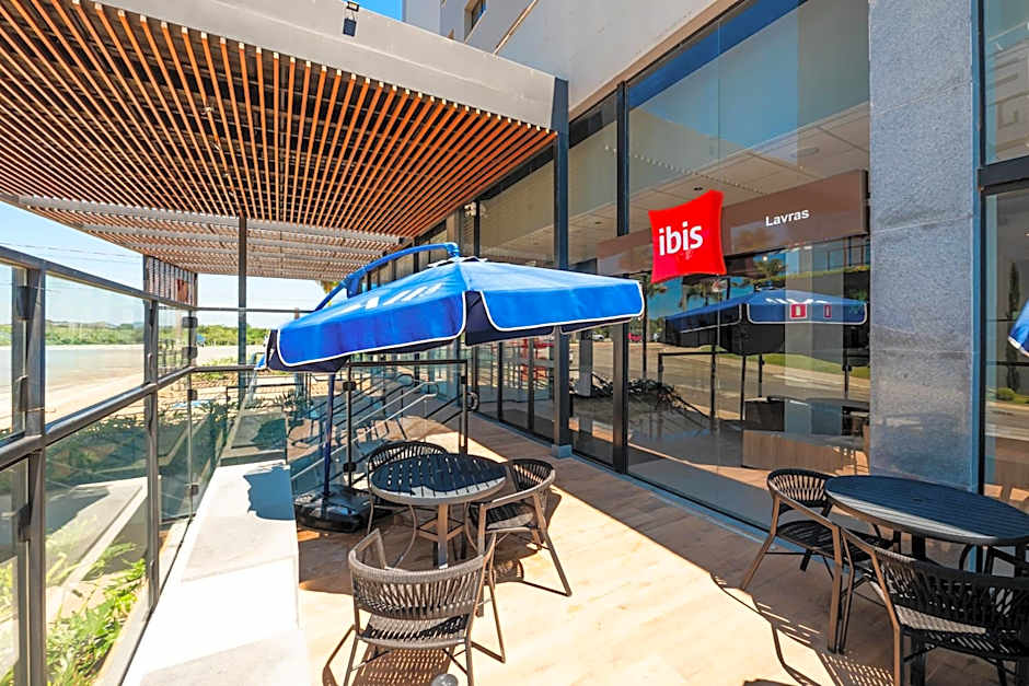 ibis Lavras