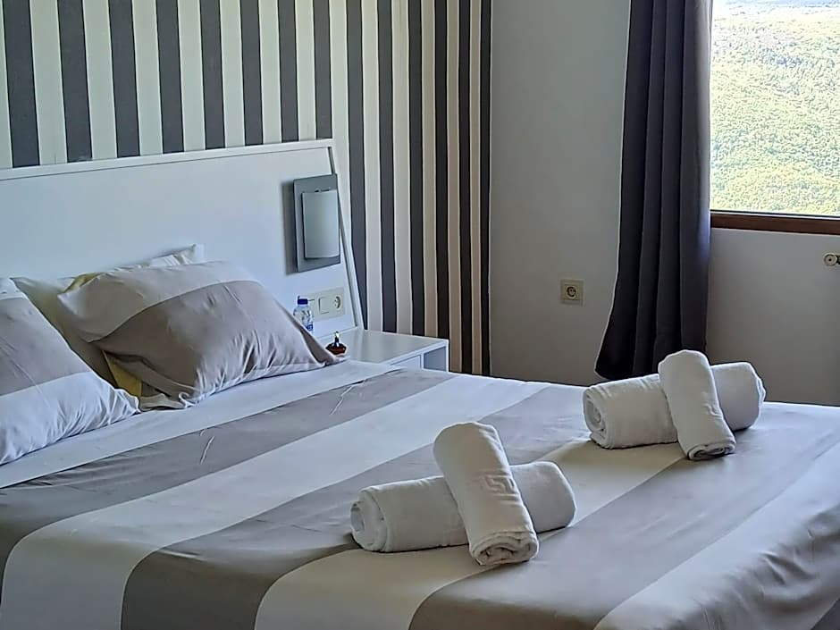 Hotel Rural Porta Coeli - Dehesa Santa Lucía