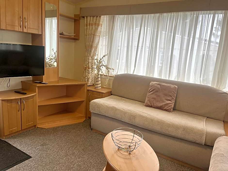 Red Deer Village Holiday Park - 3 Bedroom, Self Catering Static Caravan