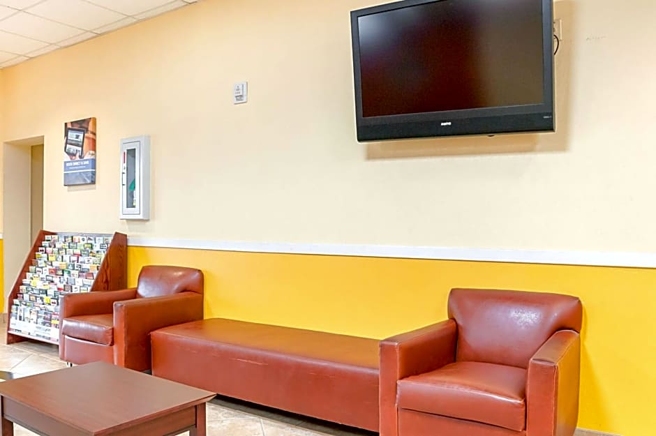 Motel 6-New Orleans, LA - Near Downtown