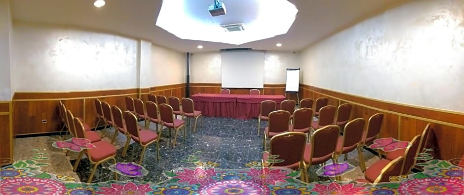 Hotel Meeting