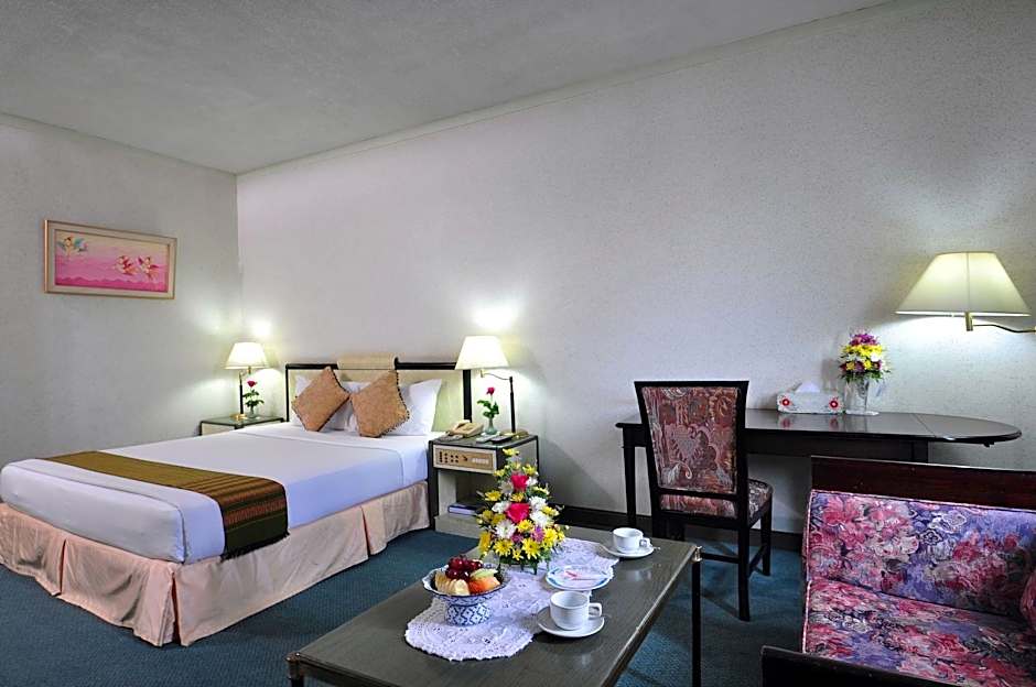 BP Grand Tower Hotel