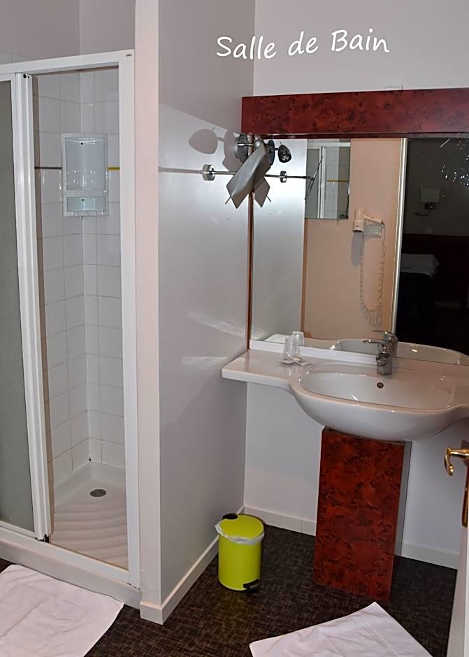 Logis Hôtel Restaurant La Vraine