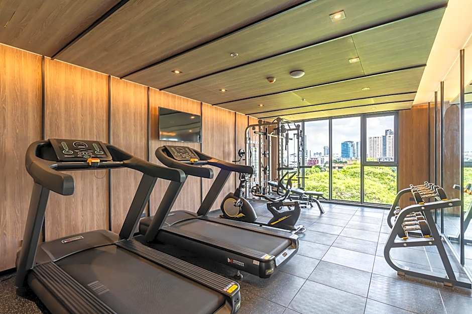 Destiny63 Ekamai Apartment