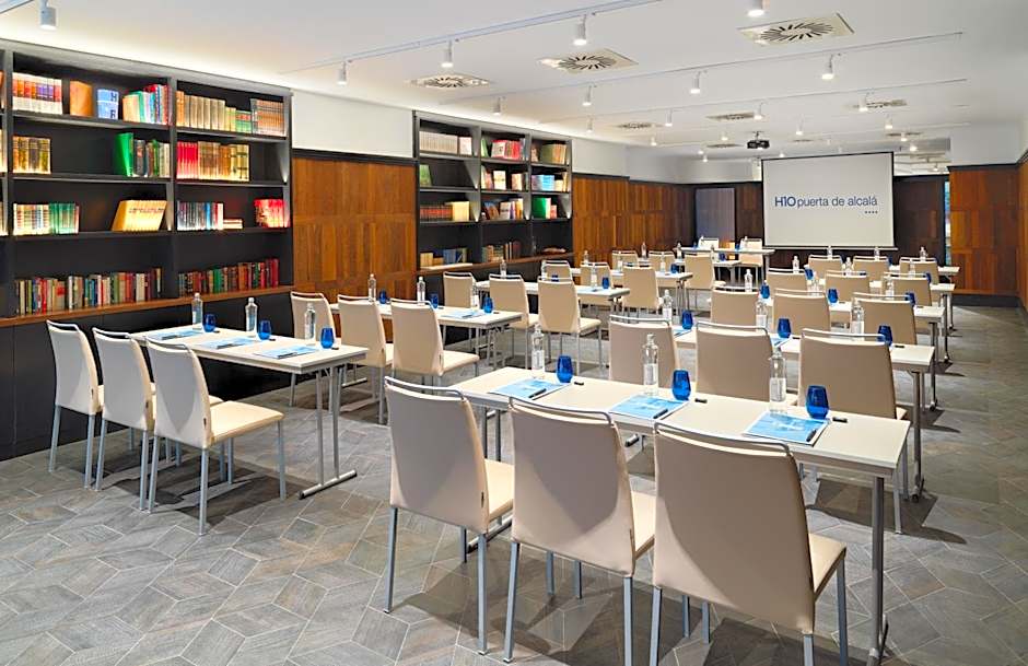 H10 Puerta de Alcala