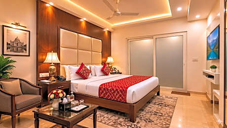 Deluxe Double or Twin Room