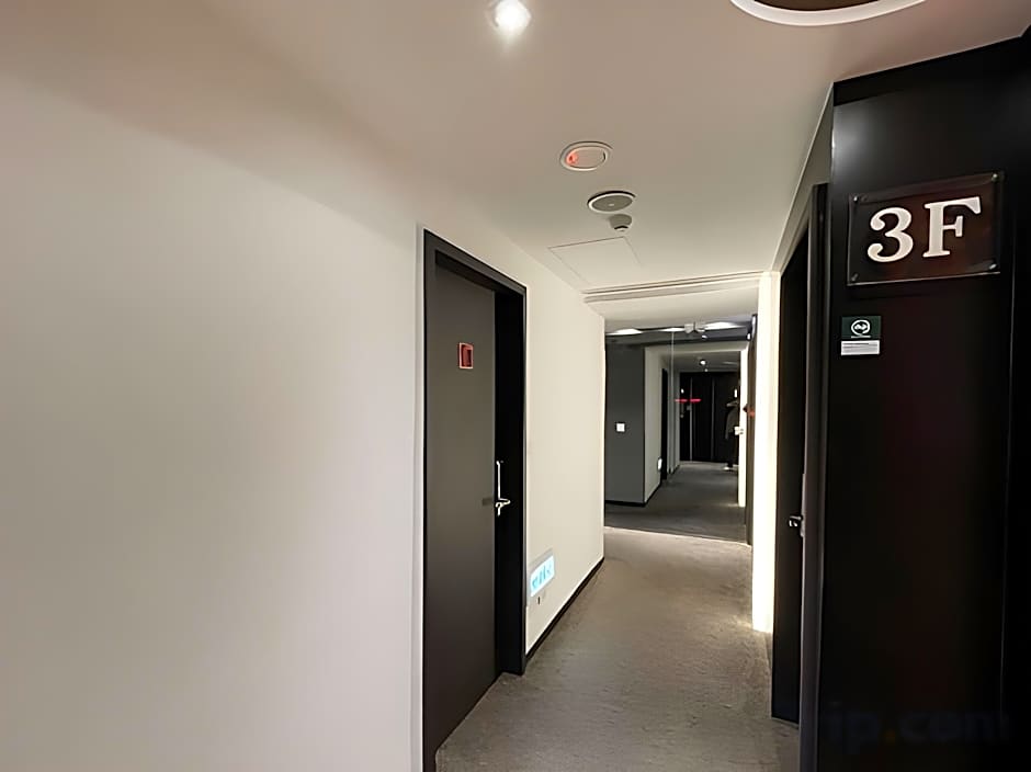 CHECK inn Express Taipei Yongkang