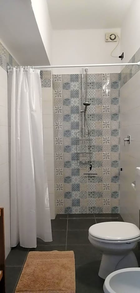 Villa Magnolia BB, Lago Maggiore (Massino Visconti, Italy)