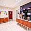 Holiday Inn Express Hotel & Suites Chester By IHG