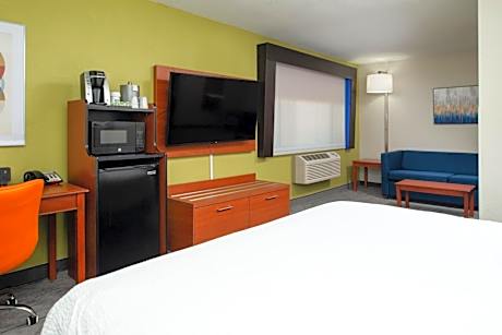 1 King Bed Standard Sofa Bed