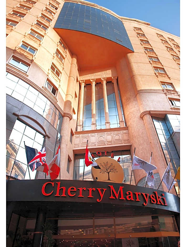 Cherry Maryski Hotel