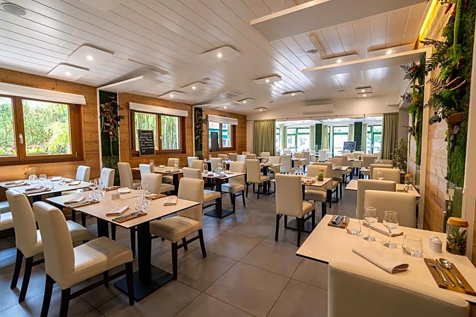 Logis Hotel Arc En Ciel