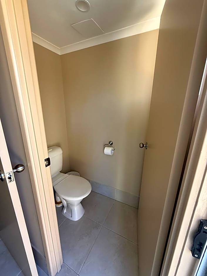 Harbour Sails Motor Inn