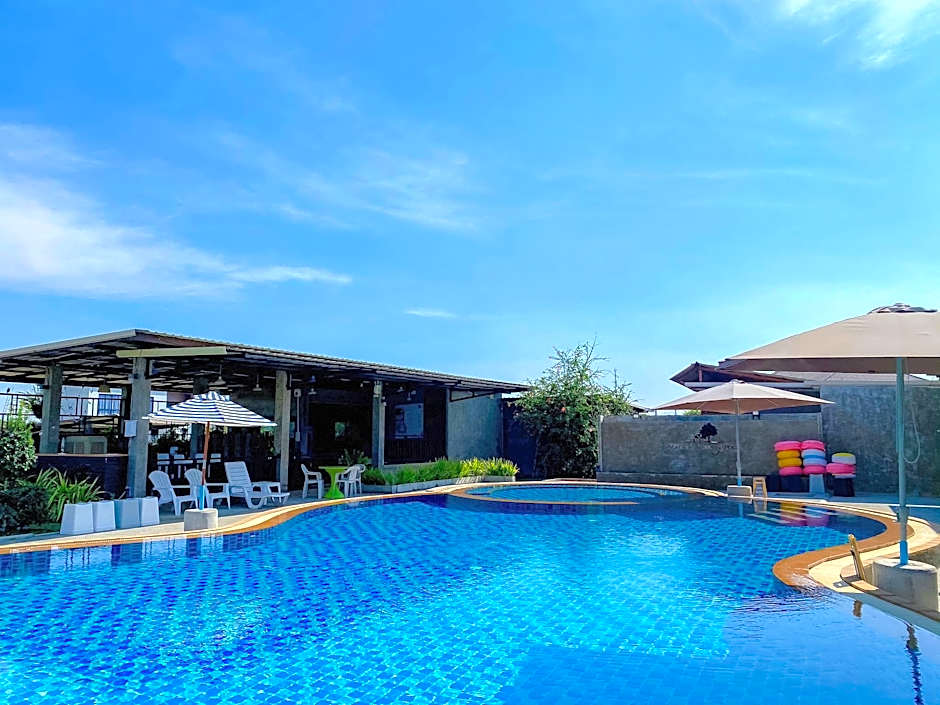 Maerim Villa & Pool