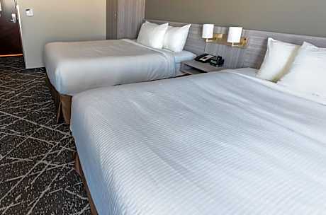 2 Queen Beds Non-Smoking