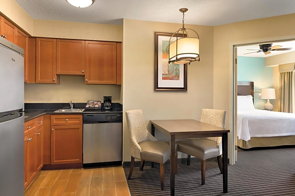 Homewood Suites By Hilton Grand Rapids