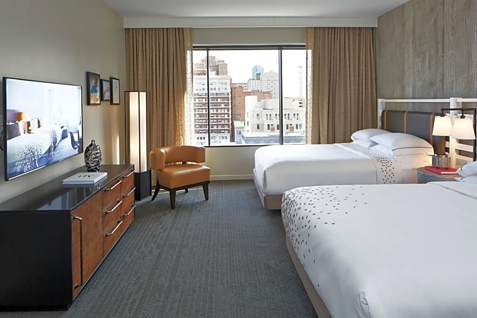 The Worthington Renaissance Fort Worth Hotel