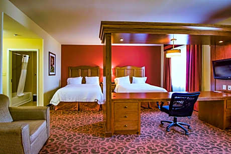 Queen Room with Two Queen Beds - Mobility and Hearing Access/Non-Smoking