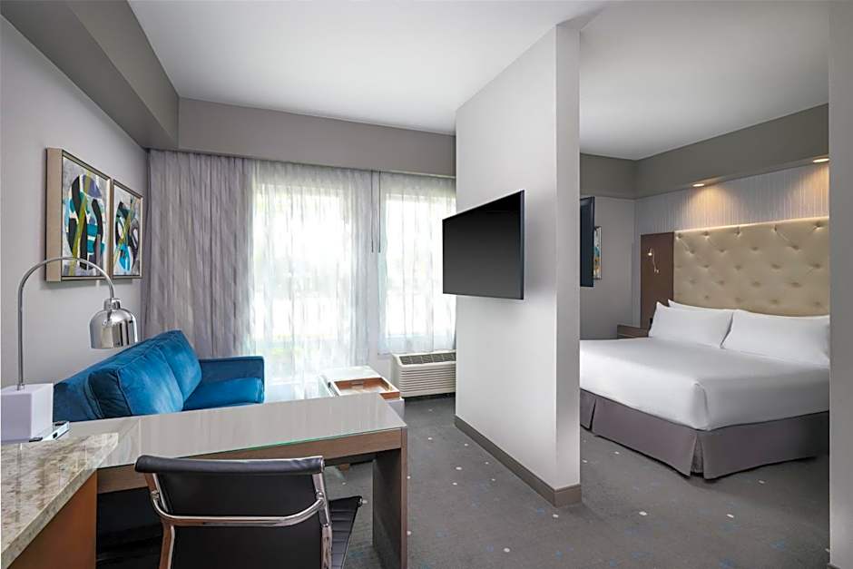 Best Western Premier Hotel at Fisher's Landing