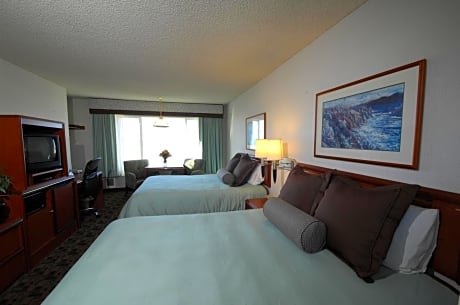 Deluxe Queen Room with Two Queen Beds