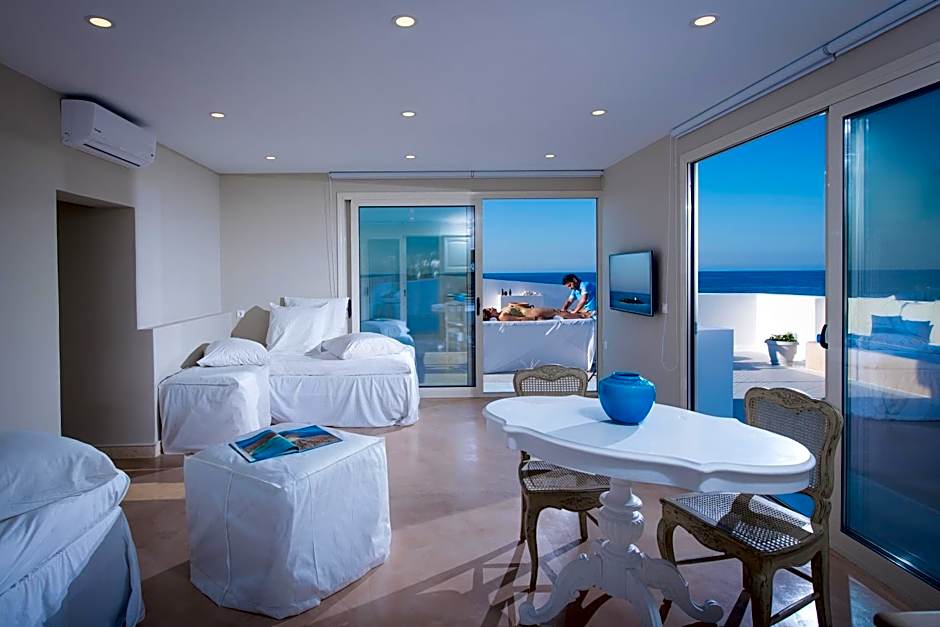 Parthenis Beach, Suites by the Sea