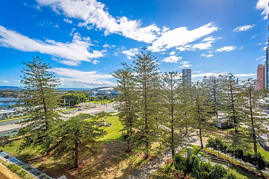 Mantra Broadbeach on the Park