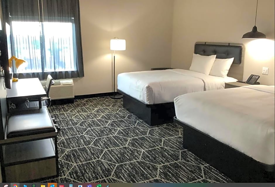 La Quinta Inn & Suites by Wyndham Corpus Christi Southeast