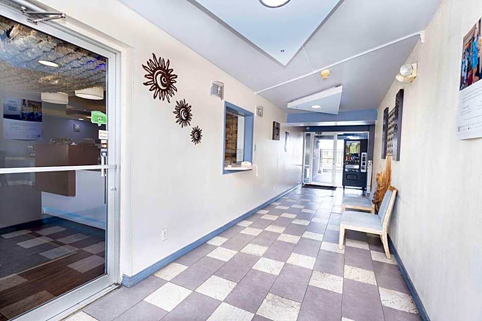 Days Inn by Wyndham Dayton Huber Heights Northeast