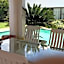 Bettie's Luxury Lodge