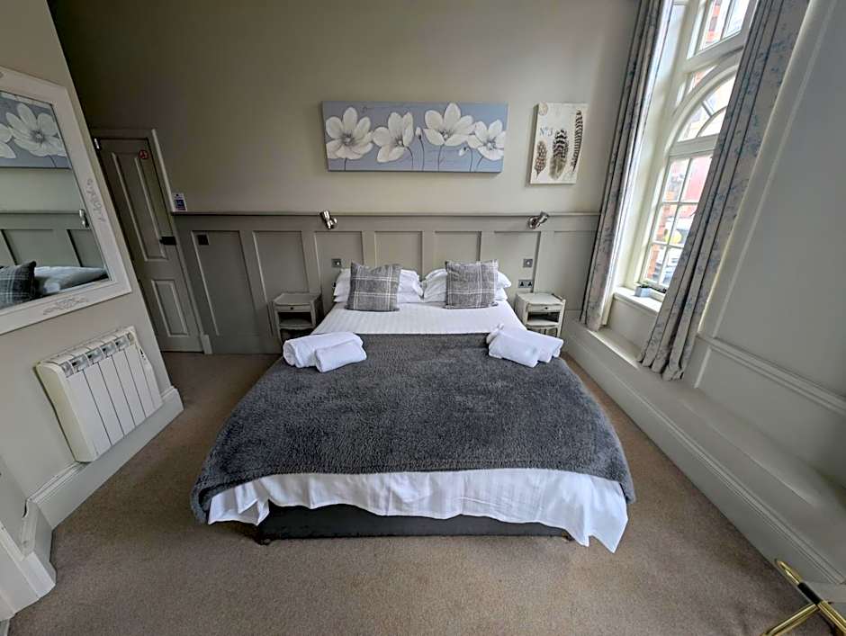 The Bear Marlborough