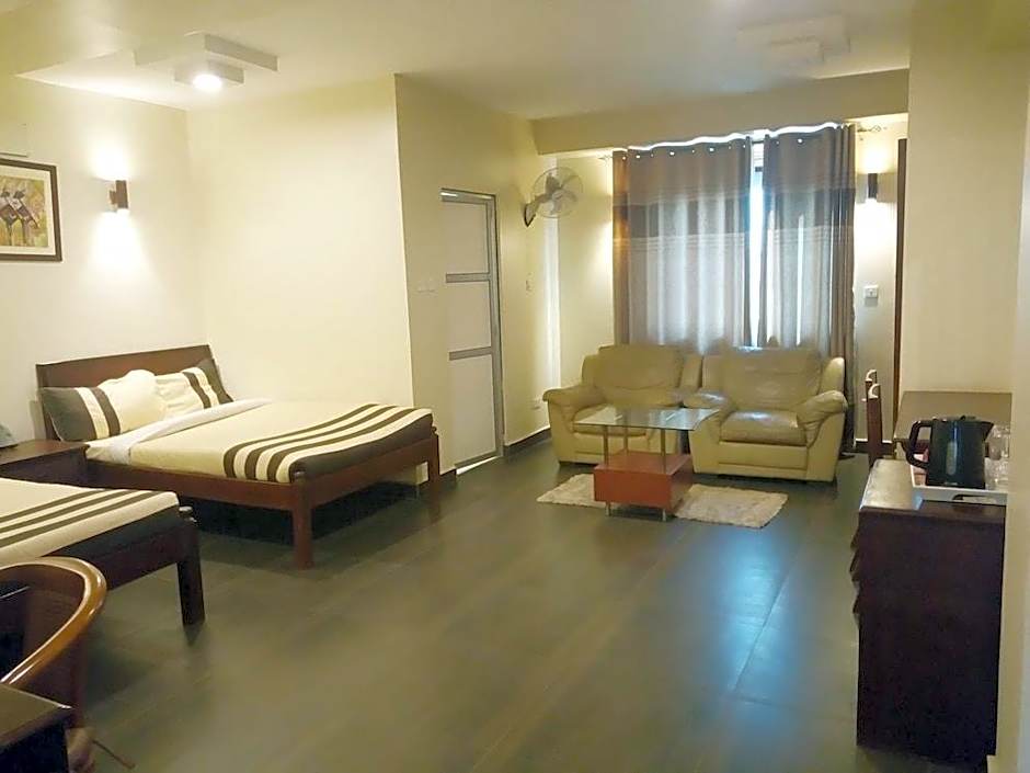 Fortune Hotel