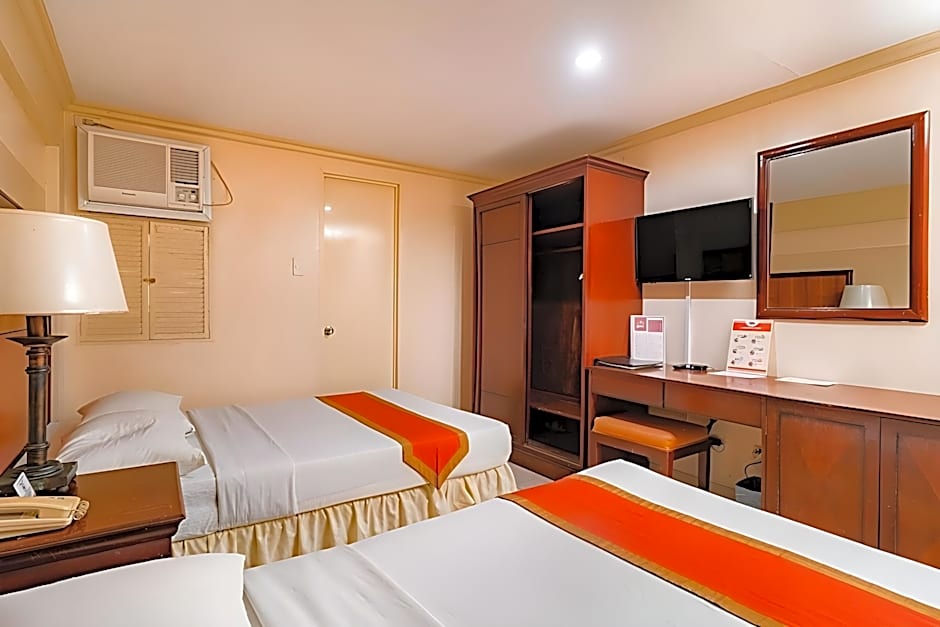 Crown Regency Residences Davao Hotel