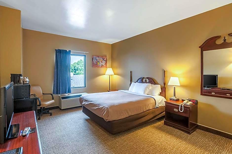 Econo Lodge Inn & Suites Middletown