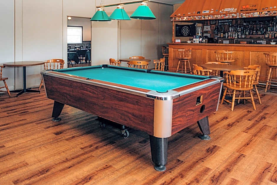 Arnold's Cove Inn