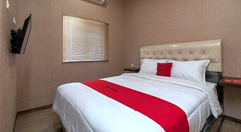 RedDoorz @ Jalan Srikandi Pekanbaru